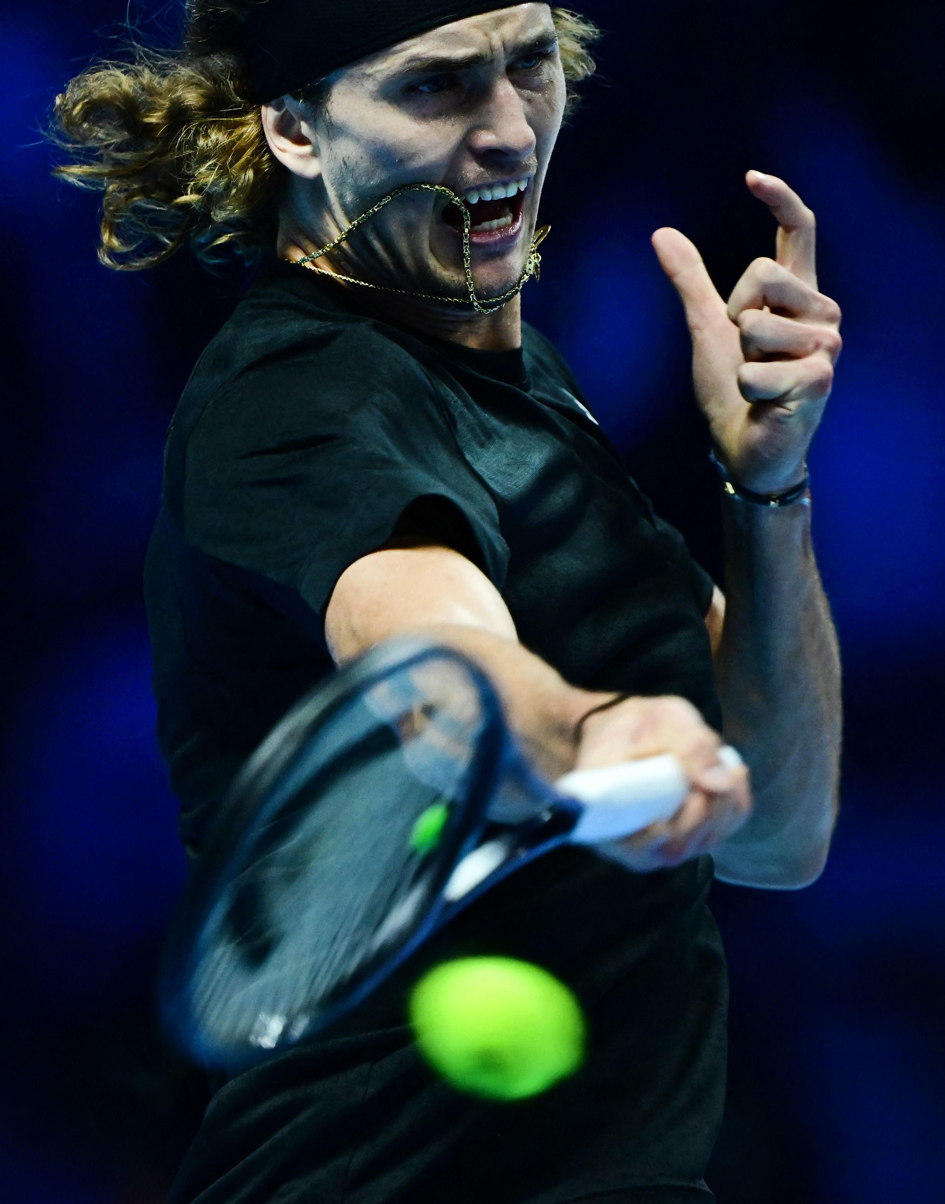 意大利网球队鏖战世界网球队,梅德韦杰夫关键制胜 意大利网球队鏖战世界网球队,梅德韦杰夫关键制胜